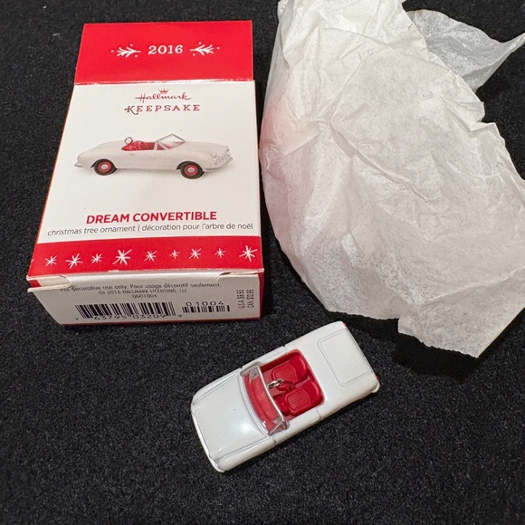 2016 Hallmark Keepsake Miniature Dream Convertible NOS - Picture 5 of 5